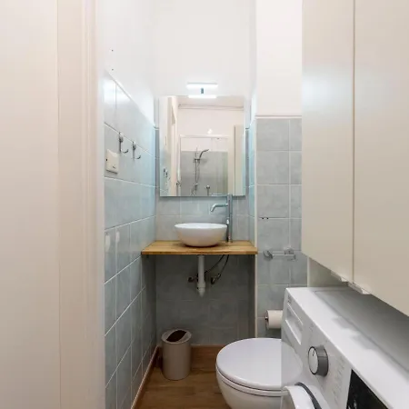 Central By Interhome *